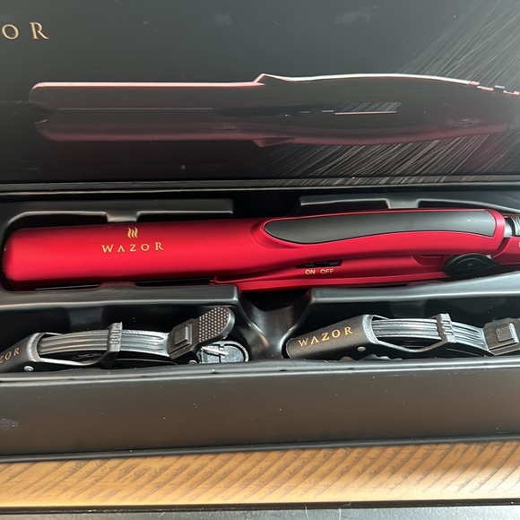 Wazor Hair Straightener | Style to Go - Picture 4 of 5